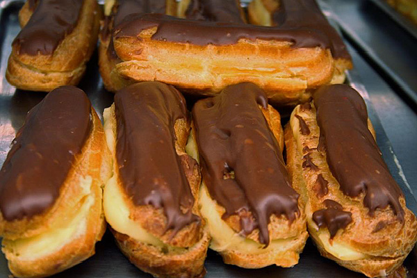 Petisús (Petit Choux)